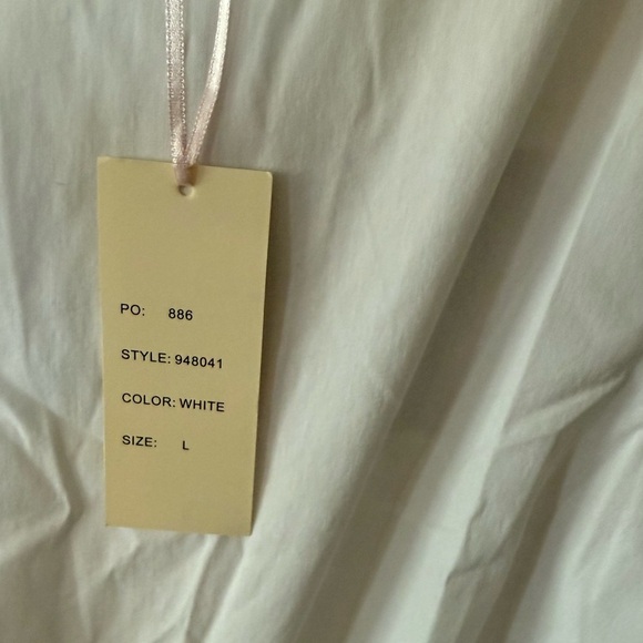 Grand & Greene|White short sleeve Tie-Front Top in cotton blend•••NWT, Large - Picture 9 of 13